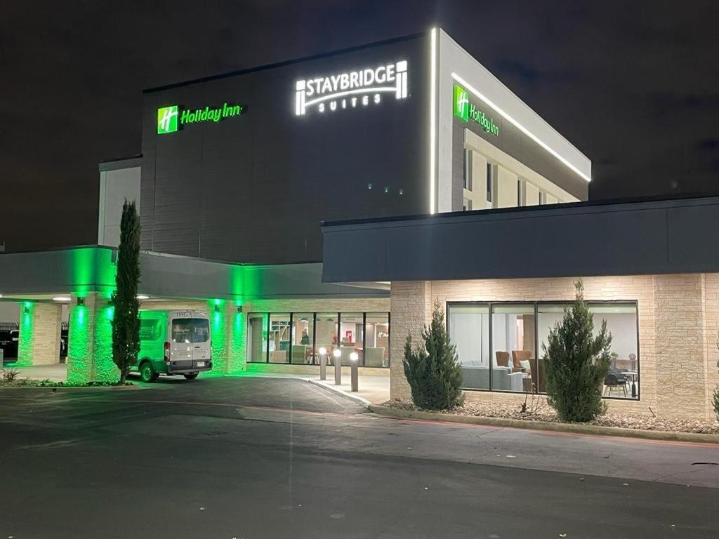 Staybridge Suites Dallas Market Ctr Love Field, An Ihg Hotel Esterno foto