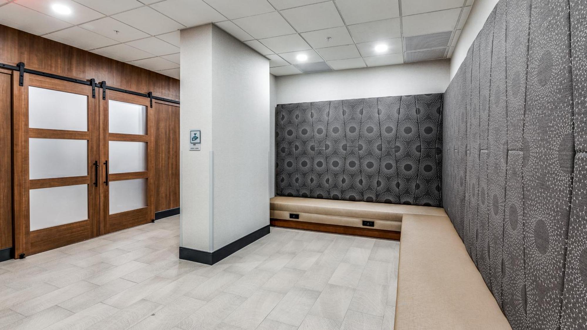 Staybridge Suites Dallas Market Ctr Love Field, An Ihg Hotel Esterno foto