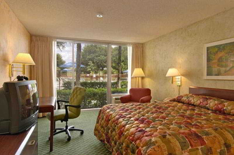 Staybridge Suites Dallas Market Ctr Love Field, An Ihg Hotel Camera foto